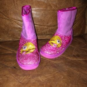 Skechers Snuggle- Moji boots size 5